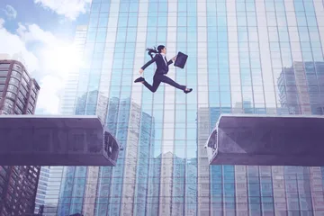 Las interrupciones laborales son ya la norma en el cambiante mercado laboral español