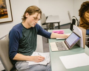 Cómo Hacer una Carta de Presentación de Promoción Interna