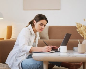 Cómo Hacer un Currículum en Inglés: Guía con Ejemplos