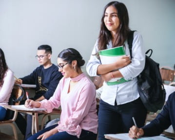 Guía para hacer un currículum de estudiante + ejemplos