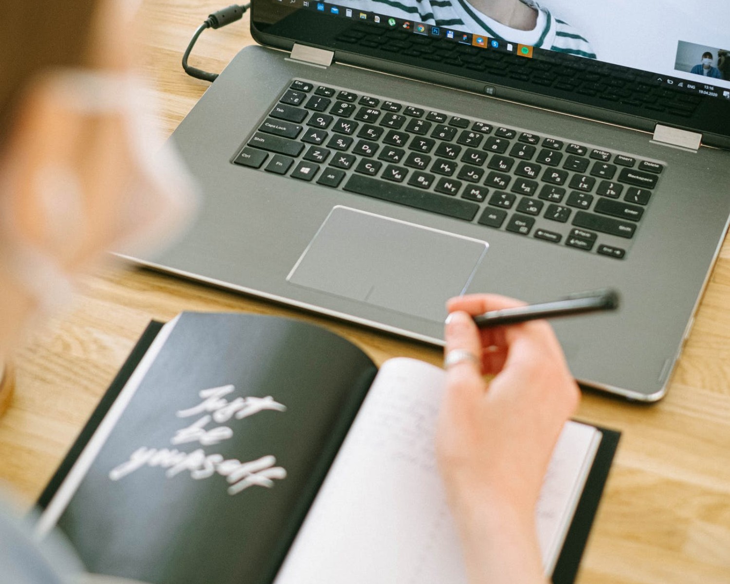 Curriculum o Currículo: ¿Cómo se escribe correctamente?