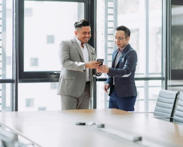 ¿Cómo Hacer un Elevator Pitch? Ejemplos y Guía 2021