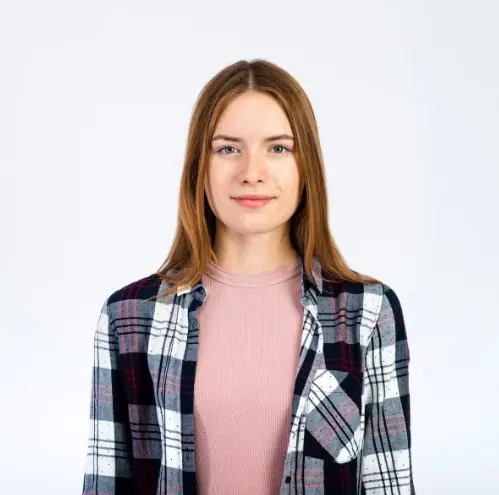 ejemplo de foto para hoja de vida con fondo adecuado