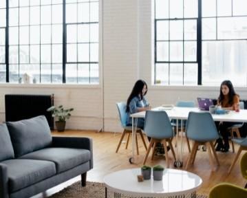 Cuáles son las Funciones de un Trabajador Social