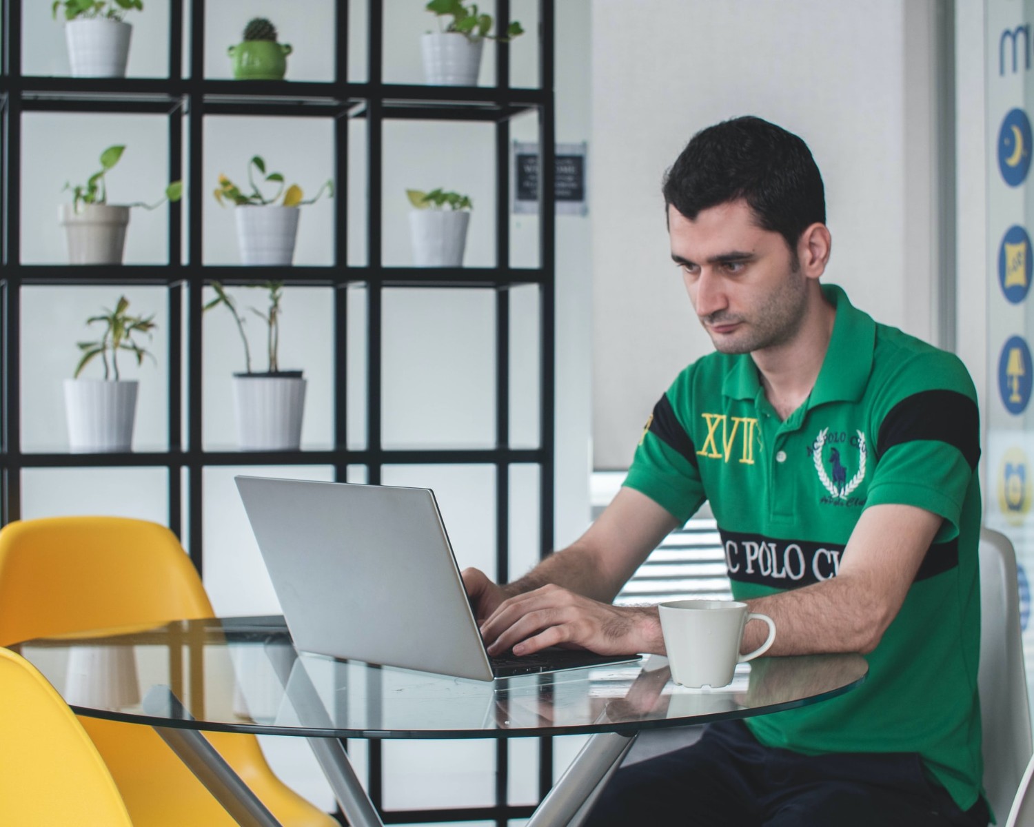 Enviar tu currículum a Mango en 2025: guía paso a paso