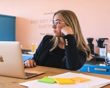 Cómo poner las prácticas profesionales en el currículum