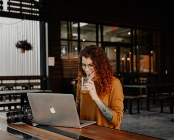 Programas para hacer un currículum: 8 páginas online